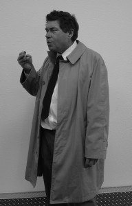 Termite Terry as “Columbo”